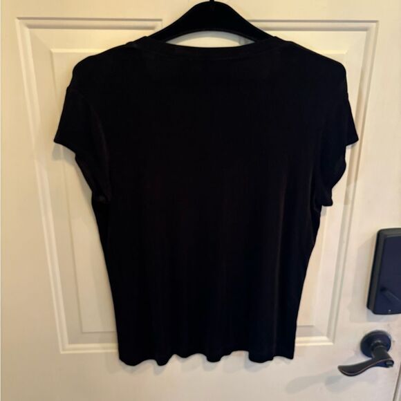 Chico's Travelers Black Short Sleeve Tee - Picture 4 of 4